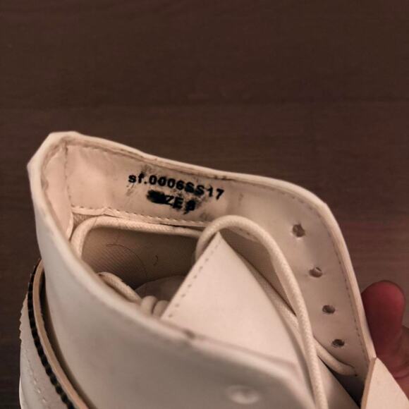 JOHN MOORE + TAKAHIRO MIYASHITA THE SOLOIST RUGGED BOOTS - WHITE - Picture 7 of 8